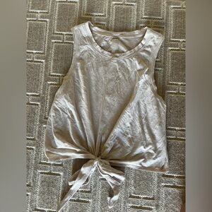 Lululemon restore tie crop tank cream